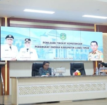 Sekda Lutim Buka Pertemuan Penilaian Tingkat Kematangan Perangkat Daerah