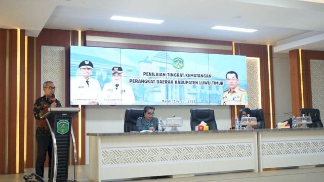 Sekda Lutim Buka Pertemuan Penilaian Tingkat Kematangan Perangkat Daerah