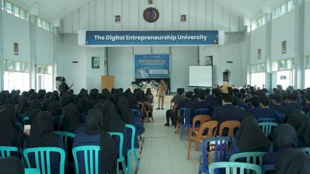 Pesan Syaharuddin di Pembekalan KKN UMS Rappang: Mahasiswa Harus Jadi Solusi