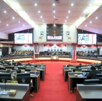 Gubernur Sulsel Sampaikan Ranperda Pertanggungjawaban APBD dan RPJMD 2025&ndash;2029