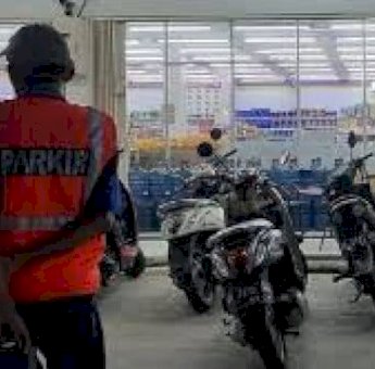 DPRD Makassar Apresiasi Gebrakan Perumda Parkir Makassar, Bayar Parkir Sekali Setahun!