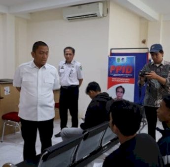 Sidak ke Kantor Dukcapil, Bupati Lutim Ibas Soroti Pelayanan dan Fasilitas Minim