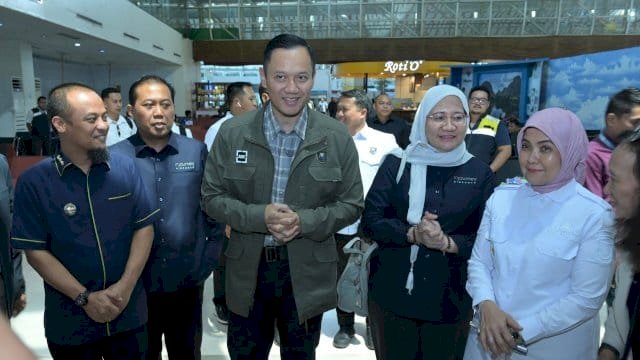 Aliyah Mustika Ilham Perkuat Sinergi Pusat dan Daerah dalam Peninjauan Bandara Sultan Hasanuddin