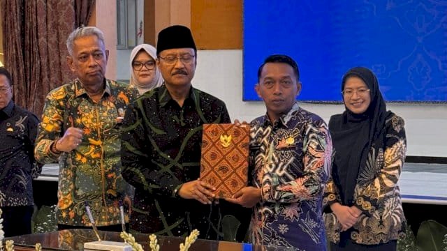 Bupati Sidrap Syaharuddin Saksikan MoU Pinjam Pakai Lahan Sekolah Rakyat di Kemensos