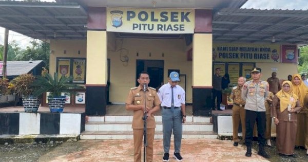 Hari Pertama Sekolah, Bupati Sidrap Turun Langsung Temui Siswa di Pitu Riase