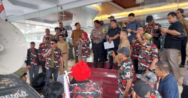 LMP Geruduk DPRD Makassar, Protes Sistem SPMB 2025