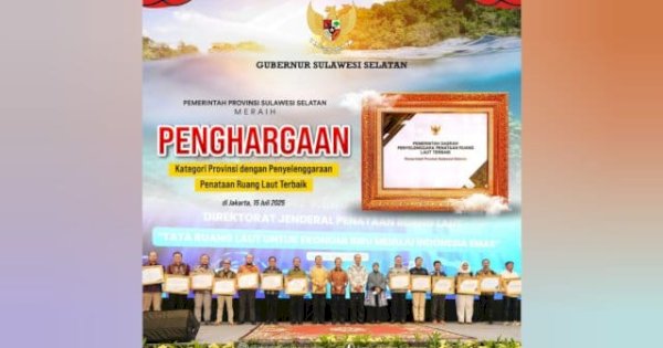 Gubernur Sulsel Terima Penghargaan Penataan Ruang Laut Terbaik dari Menteri KKP