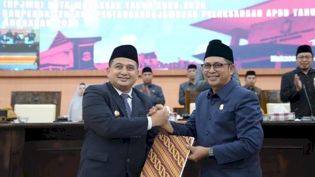 Munafri-Aliyah Hadiri Paripurna: DPRD Makassar Sahkan RPJMD, Arah Pembangunan 2025&ndash;2029 Disepakati