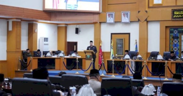Bupati Yusran Lalogau Serahkan Dua Ranperda Saat Sidang Paripurna DPRD Pangkep