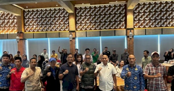 Jadi Narasumber Bimtek Kesbangpol, Ismail Tegaskan Peran Politik sebagai Perekat Bangsa