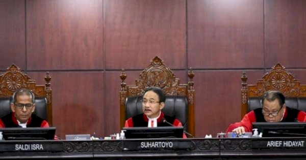 MK Tolak Gugatan Syarat Pendidikan Capres-Cawapres Minimal S1