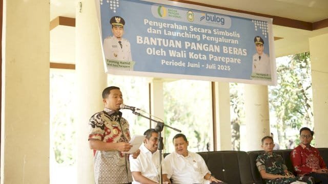 Stabilkan Harga, Pemkot Parepare Distribusikan Bantuan Beras 142.740 Kg