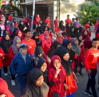 Dilepas Staf Ahli Bupati, SMPN 1 Sinjai Gelar Jalan Sehat Semarakkan HUT Ke-70
