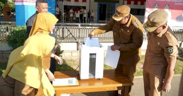 Pemkab Maros Musnahkan Arsip 3 OPD