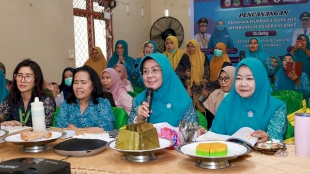 Sri Widiyati Irwan Sebut Buku KIA Panduan Penting Jaga Kesehatan Ibu dan Anak