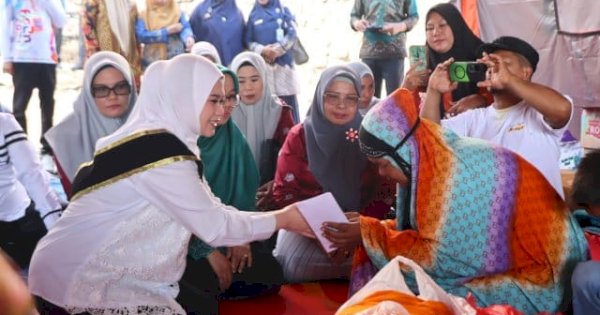 Bunda PAUD dr Andi Arfiah Tasming Beri Dukungan Moril Korban Kebakaran