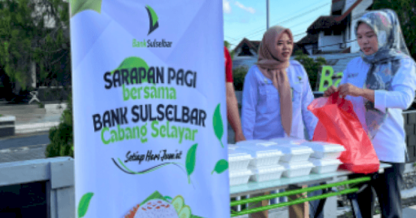 Jumat Berkah, Bank Sulselbar Selayar Tebar Kepedulian Melalui Program Sarapan Pagi
