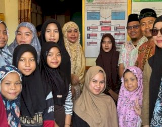 Muharram Penuh Berkah, KPU Makassar Santuni Anak Yatim