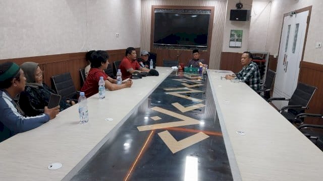 Puluhan Pedagang Pasar Cidu Ngadu ke DPRD Makassar, Sampaikan Penolakan Sistem Ganjil Genap