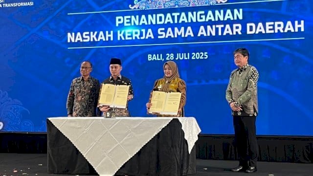 Pemkab Sidrap Tandatangani Kesepakatan Kerja Sama Daerah di Rakernas Transmigrasi 2025