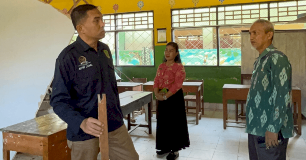 Plafon Runtuh di SDN 15 Salolo, DPRD Palopo Berkoordinasi dengan Pemkot untuk Perbaikan