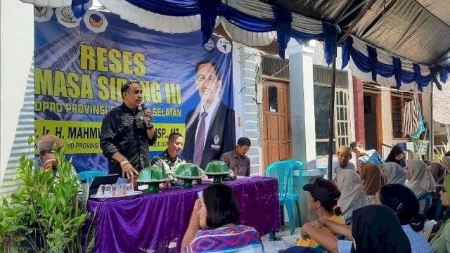 Anggota DPRD Provinsi Sulawesi Selatan dari Fraksi NasDem, Mahmud.