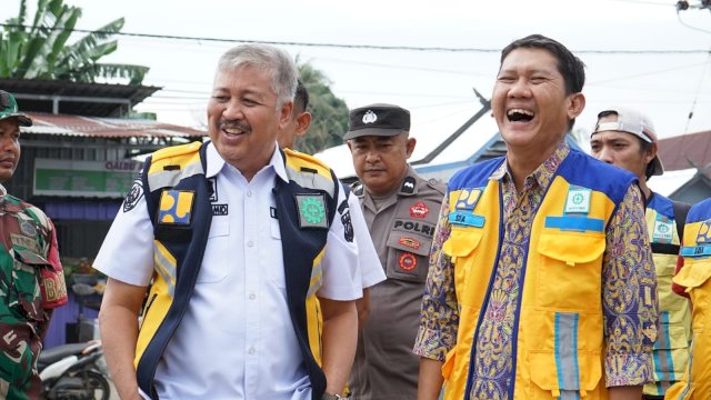 Bupati Pinrang Irwan Hamid Tinjau Langsung Normalisasi Saluran Irigasi di Kecamatan Suppa