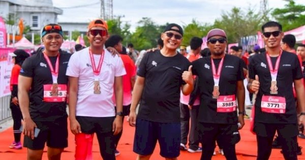 Ketua DPRD Palopo Ramaikan Fun Run Smartfren, Jersey SER Jadi Sorotan