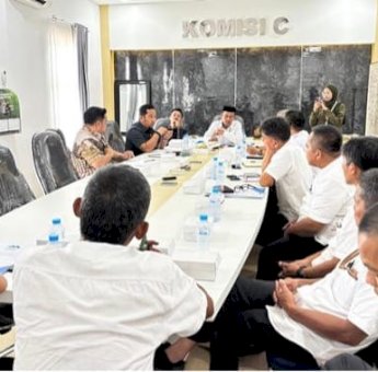 Rapat Komisi C DPRD Palopo dengan Perumda Tirta Mangkaluku, Evaluasi Pelayanan Air Bersih