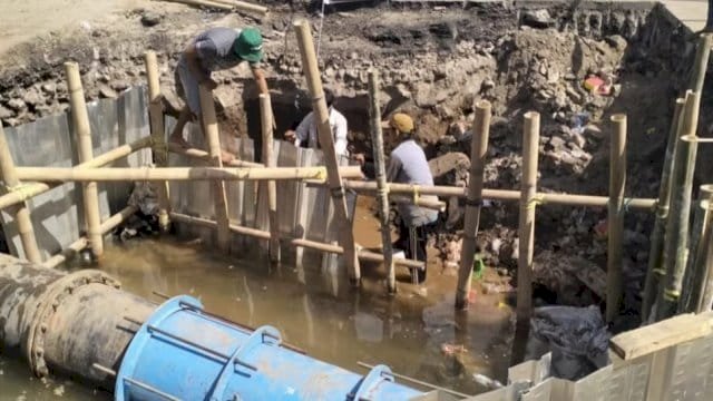 PDAM Makassar Tuntaskan Koneksi Pipa Distribusi Utama di Pa&rsquo;baeng-Baeng