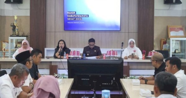 Wabup Sudirman Pimpin Rapat Persiapan Penilaian Kabupaten Sehat 2025