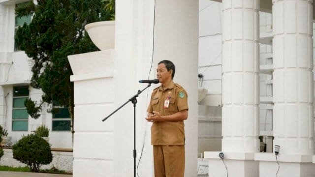 Rapiuddin Kembali Tekankan Kedisiplinan dan Pola Hidup Sehat Saat Pimpin Apel