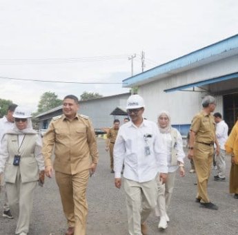 Dikunjungi Komisi IV DPR RI, Bulog Makassar Pastikan Stok Beras Aman Terkendali