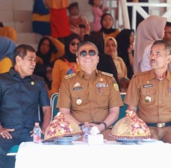 Ketua DPRD Barru Syamsuddin Sebut Lomba Gerak Jalan Tumbuhkan Nilai Kebangsaan dan Disiplin