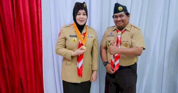 Selamat! Wagub Sulsel Fatmawati Rusdi Terima Lencana Melati dari Kwarnas Pramuka