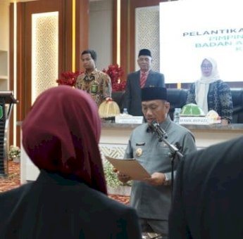 Bupati Ibas Lantik Pimpinan dan Pengawas Baznas Lutim Periode 2025-2030