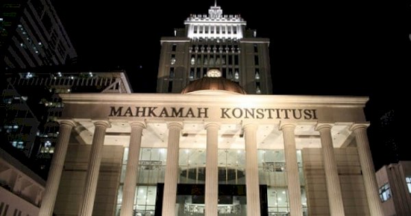 MK Tolak Gugatan yang Minta Negara Gratiskan Sekolah hingga Kuliah