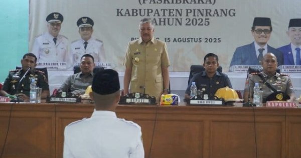 Bupati Pinrang Irwan Kukuhkan 70 Paskibraka: Tugas Mulia, Ribuan Mata Akan Menyaksikan