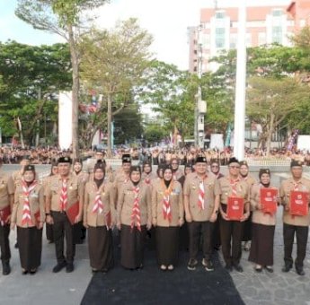 Hari Pramuka ke-64: Munafri -Aliyah Dapat Penghargaan Ketua dan Wakil MABICAB Pramuka