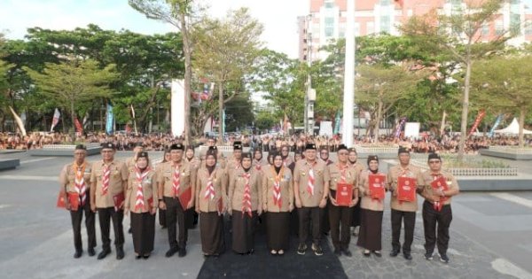 Hari Pramuka ke-64: Munafri -Aliyah Dapat Penghargaan Ketua dan Wakil MABICAB Pramuka