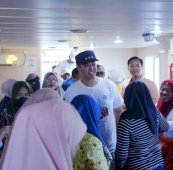 Mudahkan Jalur Transportasi antar Pulau, Bupati Pangkep Yusran Luncurkan KM Gandha Nusantara 03