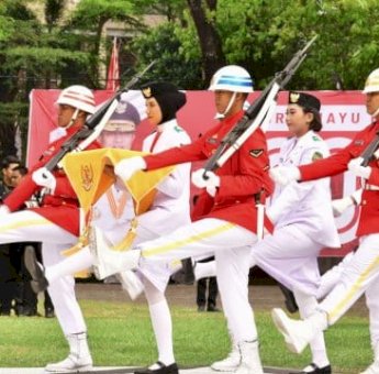 Paskibraka Sulsel Jalankan Tugas dengan Penuh Haru di HUT ke-80 RI