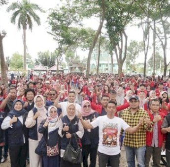 Bupati Syaharuddin Lepas Mahasiswa Unhas Usai Tuntaskan KKN di Sidrap