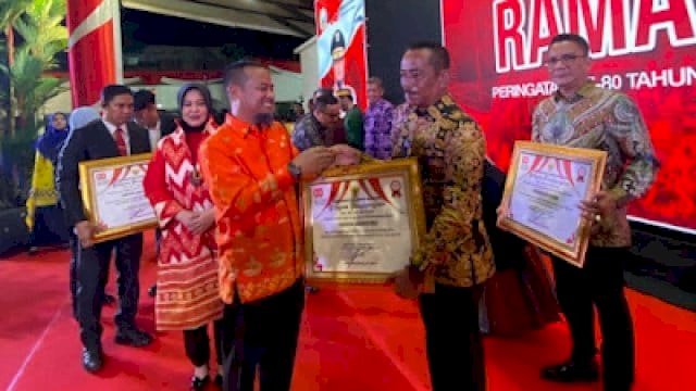 Hadiah di HUT Kemerdekaan, Sinjai Terima Penghargaan IBEI Tertinggi di Sulsel