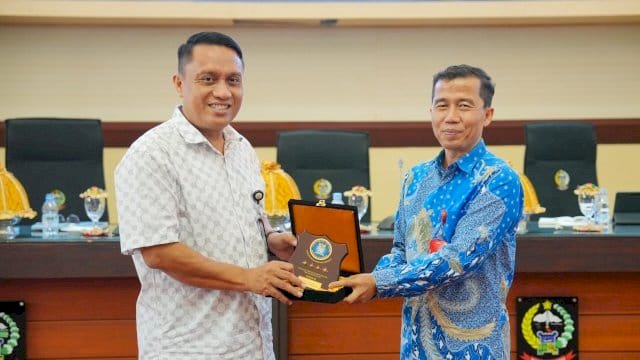 Kepala Kominfo-SP Provinsi Sulawesi Selatan, A. Winarno Eka Putra.