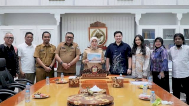 Wawali Makassar Terima Audiensi Production house MAF World Pictures.