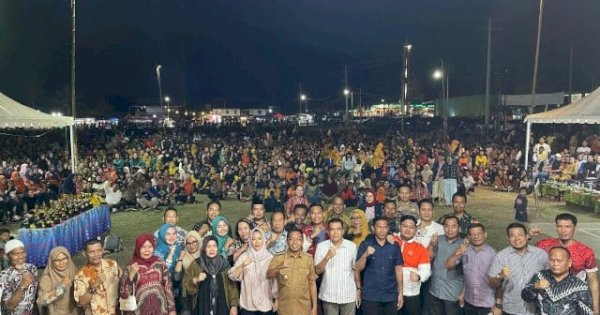 Tutup Pentas Seni di Tellu Limpoe, Bupati-Wabup Sidrap Larut dalam Kebersamaan Warga