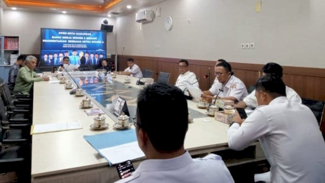 Rapat kerja Komisi A DPRD Makassar bersama para camat se-Kota Makassar.