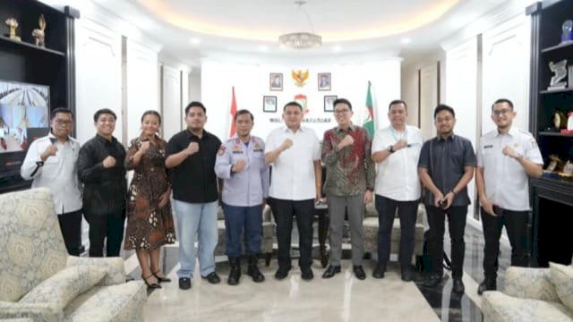 Munafri Dukung Kehadiran Transportasi Listrik di Makassar.