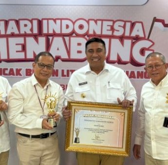 Pemkab Maros Raih Penghargaan Literasi Keuangan Terbaik dari OJK RI